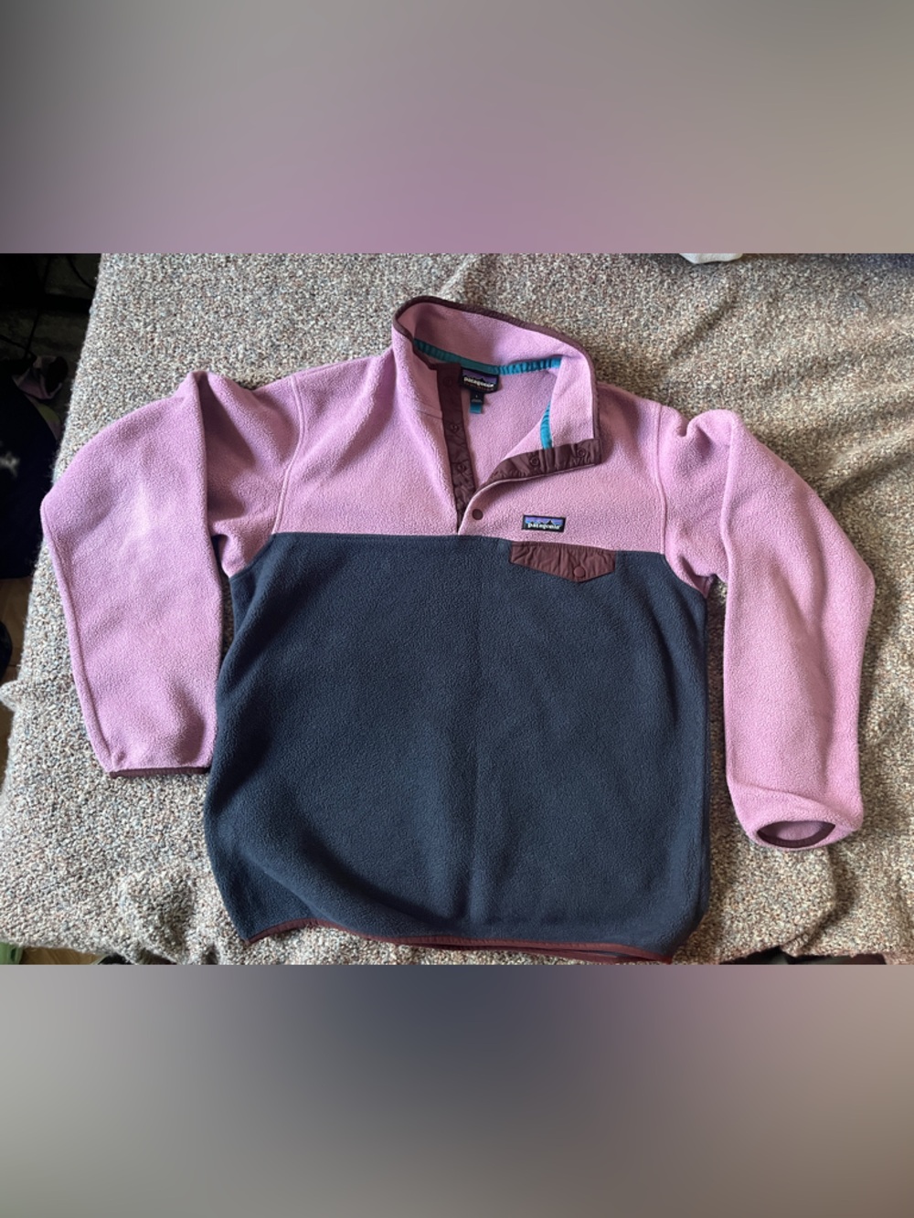 SOLD Patagonia synchilla Two-Tone Snap-T Fleece Pullover Pink & navy size L